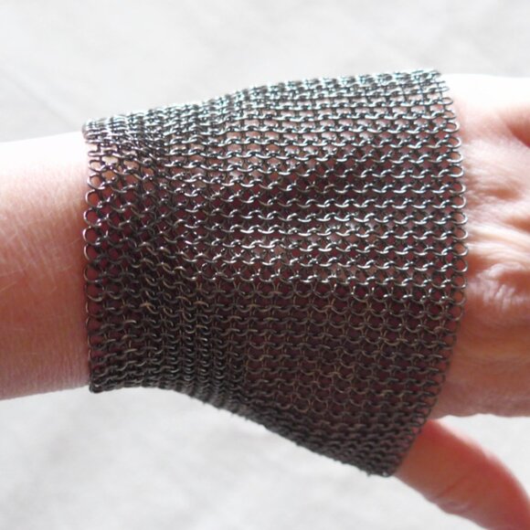 Vintage Eighties Chainmail Cuff Bracelet - Picture 2 of 7